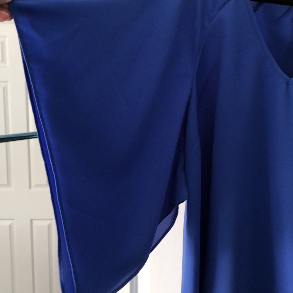 Dramatic Sleeve - Picture 3 of 5